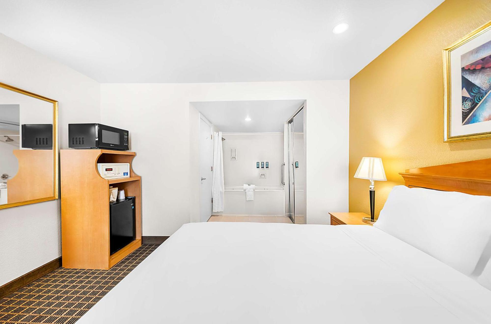 Surestayplus Hotel By Best Western San Jose Central City Exteriör bild